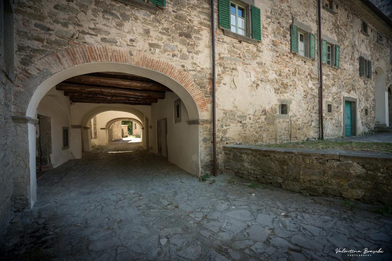 Castello Di Sarna Villa Chiusi della Verna Exteriör bild