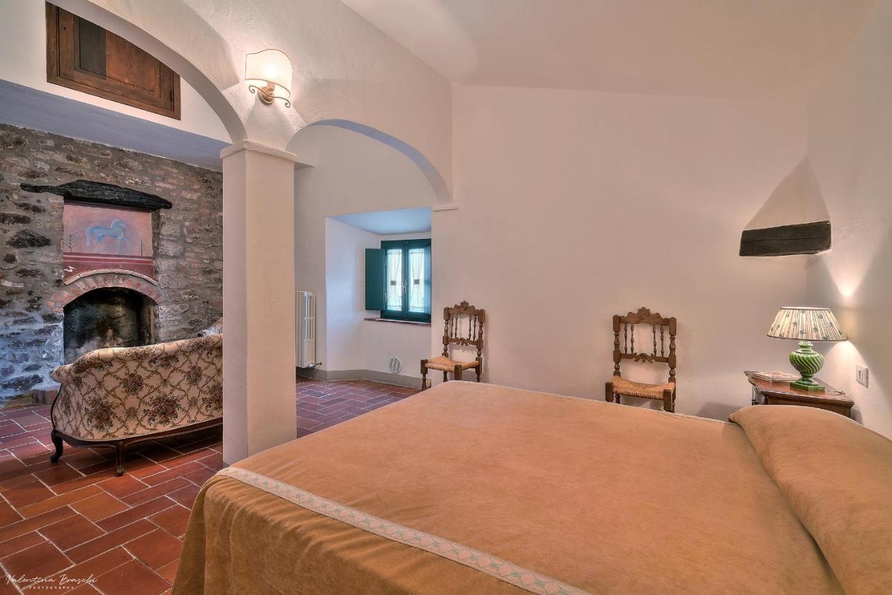Castello Di Sarna Villa Chiusi della Verna Exteriör bild